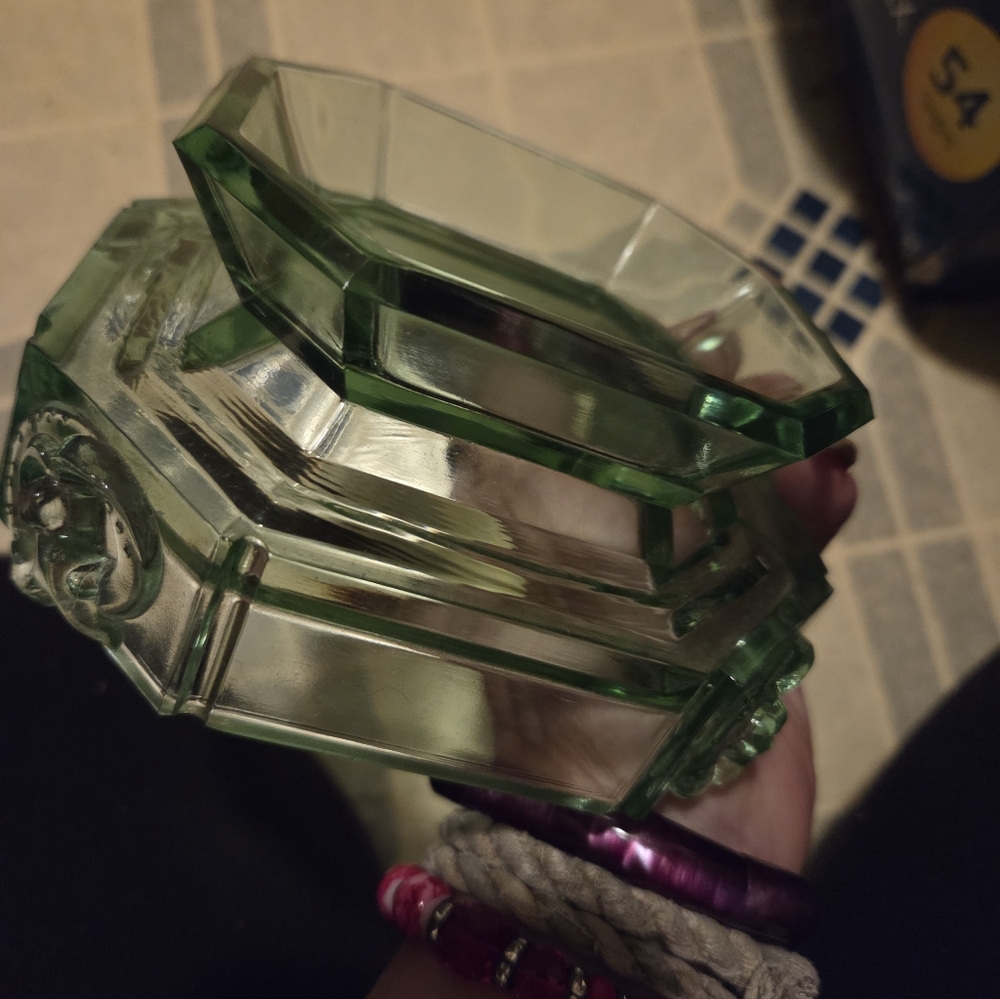 Tiara  glass green trinket holder - Picture 6 of 15